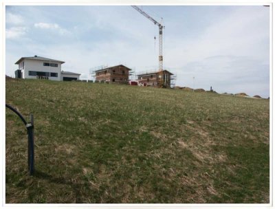 Malgersdorf: Neubau-REH, KfW-55-Standard, Wärmepumpe, PV-Anlage, auf Erbbaurecht!