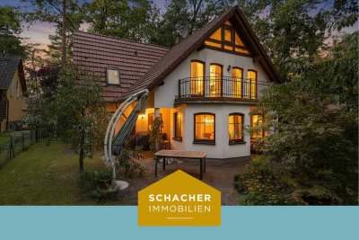 Viergiebel-Architektenhaus in Bestlage – direkt am Wäldchen, mit bester Ausstattung