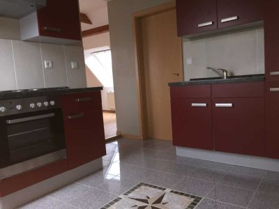 2 Zimmer Dachgeschoss-Wohnung in Rosdorf - Mengershausen