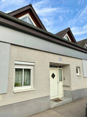 Traumhaftes Reihenhaus in zentraler Lage - 122m² Wohnfläche, 3 Zimmer, eigener Garten &amp; mehr für nur 295.000€!