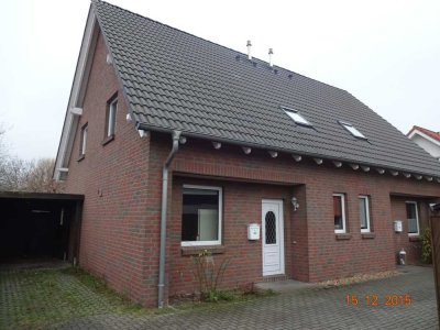 Familienfreundliche Doppelhaushälfte im Grünen!