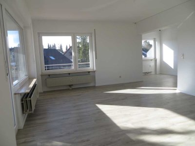 Großzügige 3,5 Zimmer Wohnung *Herrenberg Kuppingen* zentral aber ruhig, 98 m²