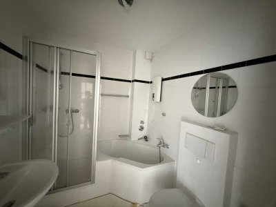Hochwertige 4 Zi.-Wohnung mit tollem Ausblick in Eppstein-Vockenhausen
