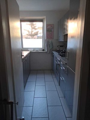 3-Zimmer Wohnung mit Balkon und Garage in Rellingen