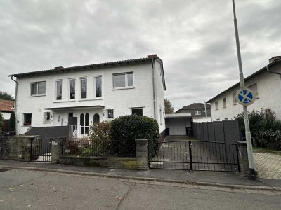 GEPFLEGTE DOPPELHAUSHÄLFTE IN RUHIGER ZENTRALER WOHNLAGE - DIREKT VOM EIGENTÜMER