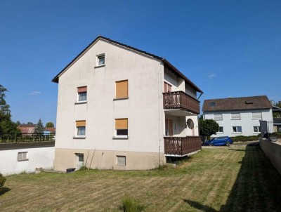 Walsdorf, renov.bed. 2-Familienhaus auf großem Grund