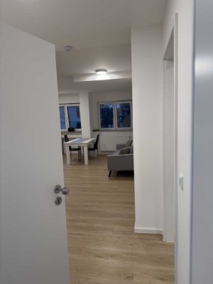 Luxuriöse 3-Zimmer Wohnung im 2. OG mit Aufzug in Marburg