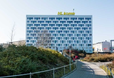 1 Zimmer mit separater Küche