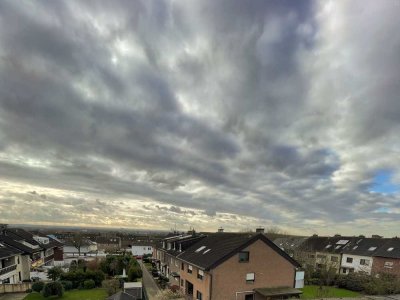 RE-Quellberg, Exklusive, top-moderne 2,5-Zimmer-WHG mit Südbalkon, vollständig saniert