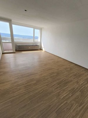 Einziehen & wohlfühlen: 3-Zimmer mit Weitblick & großem Balkon