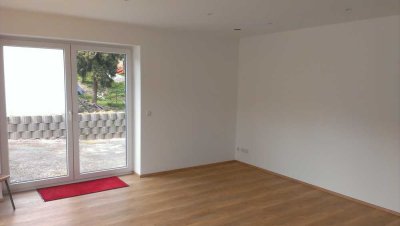 Ansprechende und neuwertige 2-Zimmer-EG-Wohnung mit gehobener Innenausstattung in Schlangenbad