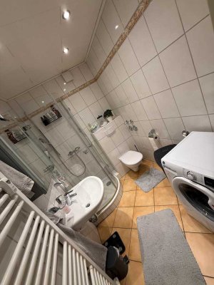 Sanierte, helle 2 Zimmerwohnung in ruhiger Lage