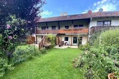 Traumhaftes Reihenmittelhaus in idyllischer Lage!