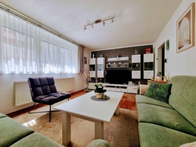 Bereit für den Einzug - Zentrale 3-Zimmer-Wohnung mit separater Küche - Ideal für Familien oder WGs!