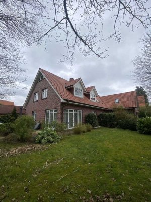 Außergewöhnlich schöne DHH...4,5ZKB mit Garten in Wardenburg!!