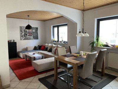 3 Zimmer Wohnung, Erdgeschoss, Gartennutzung