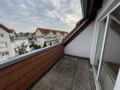 Ihr neues Zuhause! Provisionsfrei! 3-Zimmer-Maisonettewohnung mit EBK und Dachterrasse