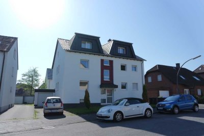 moderne 2-Zimmer-Wohnug mit EBK sucht Nachmieter