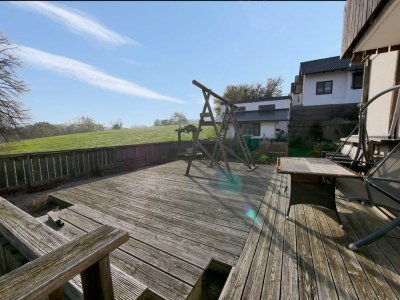 Großzügige, lichtdurchflutete 4,5-Zimmer-Mietwohnung über zwei Etagen mit Garten in Litzendorf/Pödel