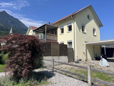 MIETKAUF möglich: Maisonette Wohnung mit ca. 152 m² sowie Balkon und Carport