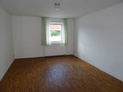 Schöne 1-Zimmer-EG-Wohnung mit Einbauküche in Pentling-Hohengebraching