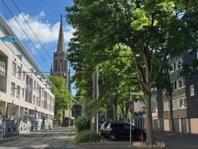 Mittendrin! 2-Zimmer mit Balkon in Top-Lage Altstadt-Süd