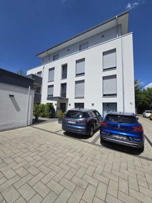 Wunderschöne, exclusive 3 Zi. Wohnung, gr. Balkon, Aufzug, Neubau, TOP