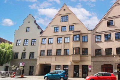 Wohnen über den Dächern von Augsburg: Exklusive Maisonette Wohnung in der Innenstadt