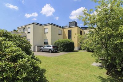 Bezugsfreie 3-Zi.-Wohnung mit Balkon und Panoramablick von der Dachterrasse in Aegidienberg