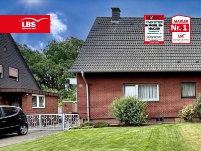 Doppelhaushälfte mit Gartenidylle und Potential!