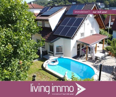 Modernes Haus mit Pool & neuer energieeffizienter Technik
