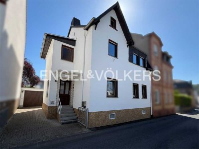 Einfamilienhaus mit großem Garten in begehrter Lage