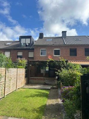 Familienfreundliches Reihenhaus und seltene Gelegenheit in gefragter Kempener Wohnlage!!