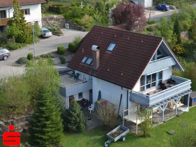 Charmantes Einfamilienhaus in ruhiger Lage von Ernsbach
Objektbeschreibung