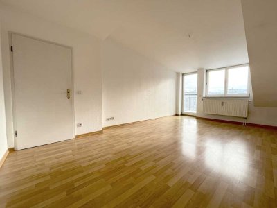 Über den Dächern im Zwickauer Zentrum wohnen!