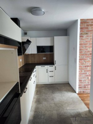 Geräumige Maisonette-Wohnung im Dachgeschoss in der Nähe von Schloss Schönbrunn