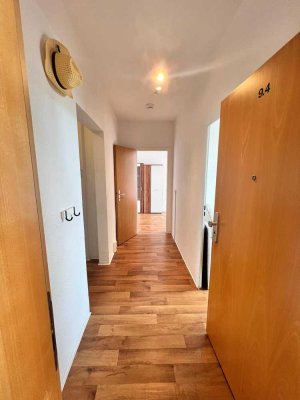 Attraktive 3-Zimmer-möblierte Wohnung mit Einbauküche in Rostock