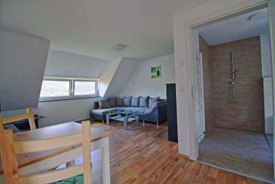 Moderne Wohnung - möbliert - Pauschalmiete alles inklusive!