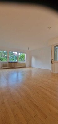 Frisch renovierte Erdgeschosswohnung in Alt-Frankenforst