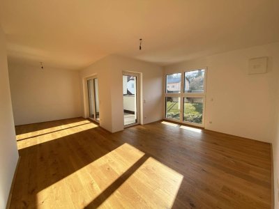 Moderne Dachgeschosswohnung inkl. Einbauküche, Loggia und TG-Platz KOSTENLOS - Top B13