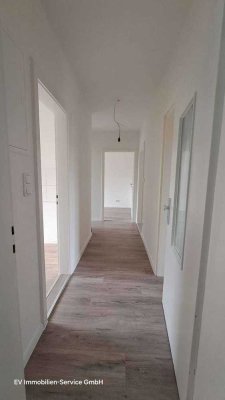 2,5 ZIMMER | ERDGESCHOSS | BALKON | ruhige, zentrale Lage