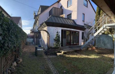 Attraktive 3-Zimmer-Wohnung mit Garten
