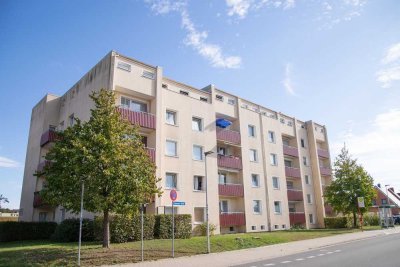Gut geschnittene 2,5-Zimmer-Wohnung mit Balkon