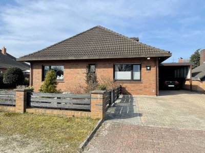 VERKAUFT - Schmuckstück in Warsingsfehn - Modernisierter Bungalow mit Garage