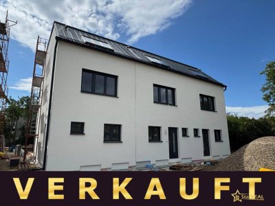 DOPPELHAUS INKLUSIVE PHOTOVOLTAIK. SOLIDES ZIEGELHAUS MIT KELLER. TOP AUSSTATTUNG. PROVISIONSFREI für den Käufer.