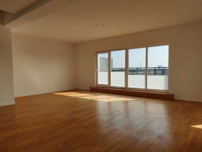 Exklusive 6 Zimmer Wohnung mit Blick auf den Rhein