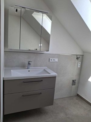 3-Zimmer-Dachgeschosswohnung mit Balkon und Einbauküche in Bühl