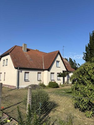 Großes Mehrfamilienhaus in Paulinenaue auf großen sonnigen Grundstück