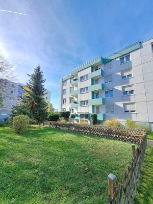 sofort frei: 4-Zimmer Wohnung mit zwei Balkonen in KA-Durlach