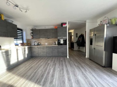 ** Gut geschnittene 3-Zimmerwohnung perfekt für Paare & Familien | Küche zzgl. Erwerbbar **